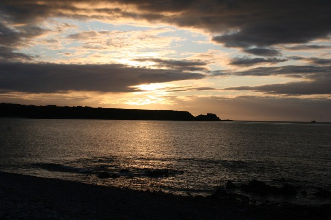 Blick von unserem Hostel am Hafen in Cullen 