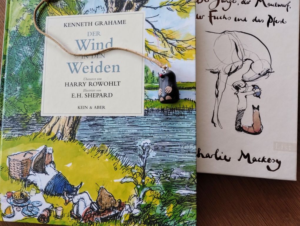 Mit Schaufel und&nbsp;Hacke